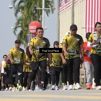Runner Photo 6555813