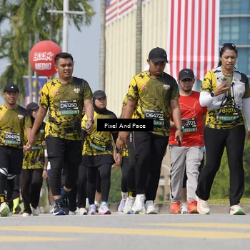 Runner Photo 6555815