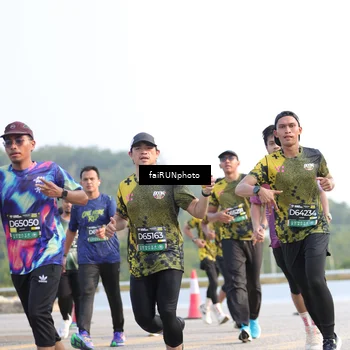 Runner Photo 6555864