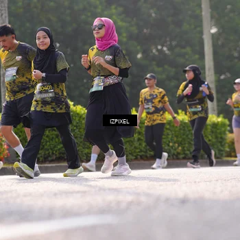 Runner Photo 6555872