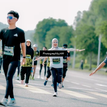 Runner Photo 6555876
