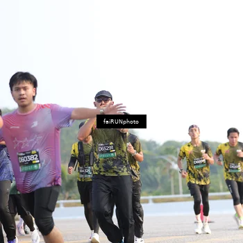 Runner Photo 6555898