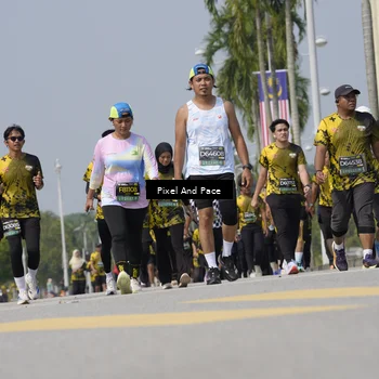 Runner Photo 6555910