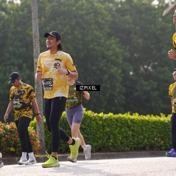 Runner Photo 6555914