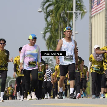 Runner Photo 6555919