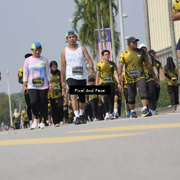 Runner Photo 6555921
