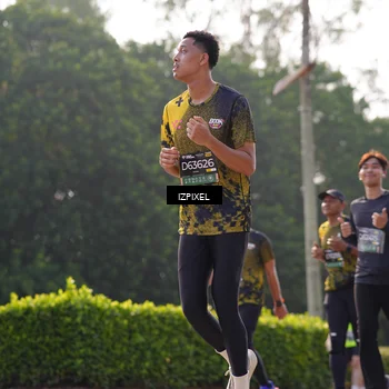 Runner Photo 6555924