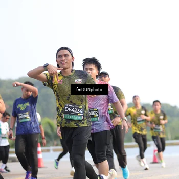 Runner Photo 6555931