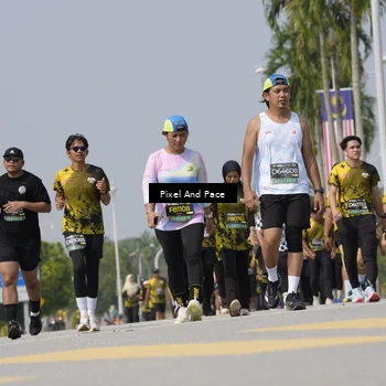 Runner Photo 6555934