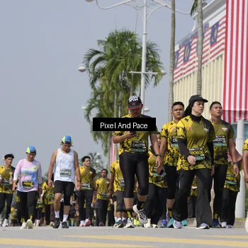 Runner Photo 6555987