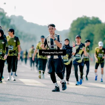 Runner Photo 6556019