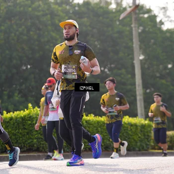 Runner Photo 6556022