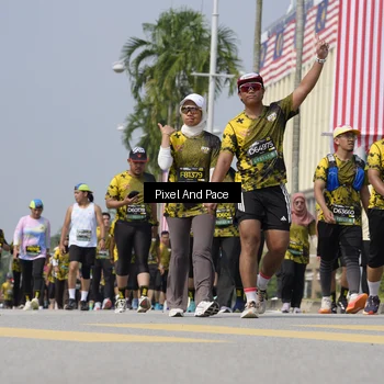 Runner Photo 6556027