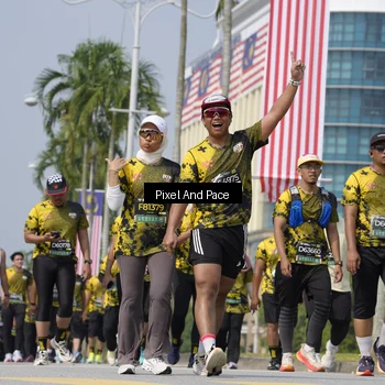 Runner Photo 6556035