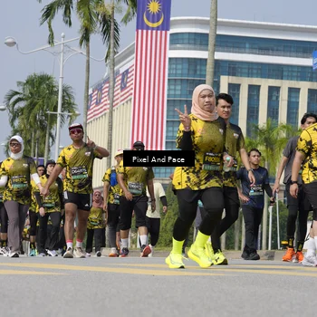 Runner Photo 6556049