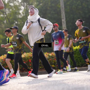 Runner Photo 6556066