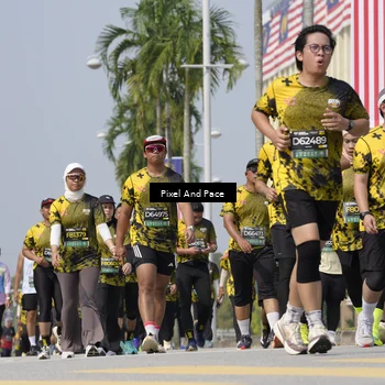 Runner Photo 6556105