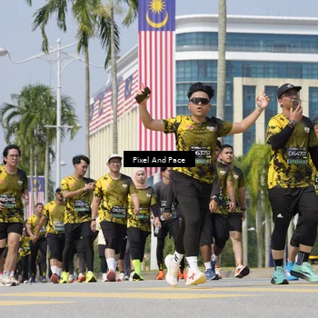 Runner Photo 6556130