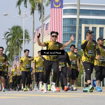 Runner Photo 6556135