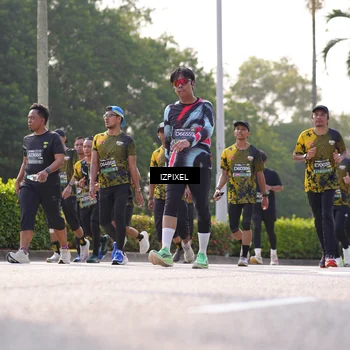 Runner Photo 6556165