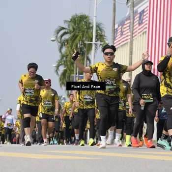 Runner Photo 6556168