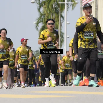 Runner Photo 6556188