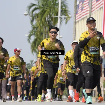 Runner Photo 6556193