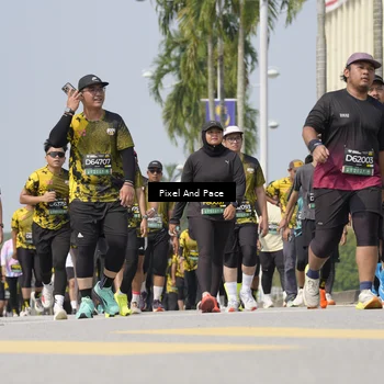 Runner Photo 6556221