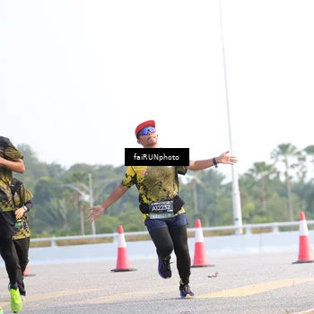 Runner Photo 6556234