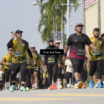 Runner Photo 6556240
