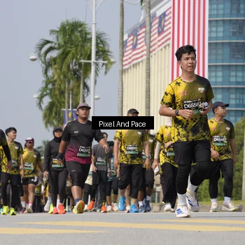 Runner Photo 6556244