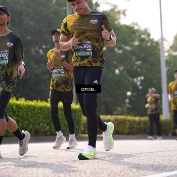 Runner Photo 6556254