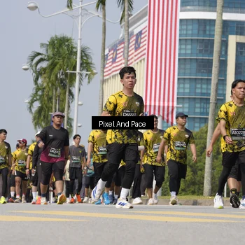 Runner Photo 6556263