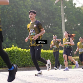 Runner Photo 6556312
