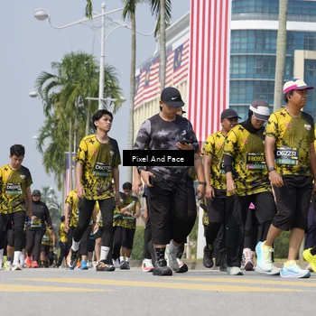 Runner Photo 6556342