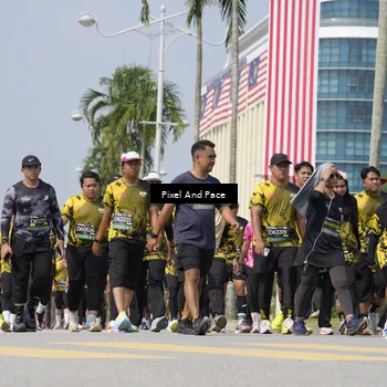 Runner Photo 6556388