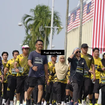 Runner Photo 6556392