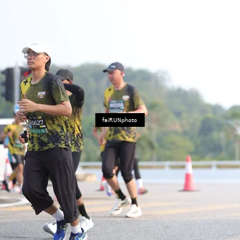 Runner Photo 6556422