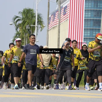 Runner Photo 6556428