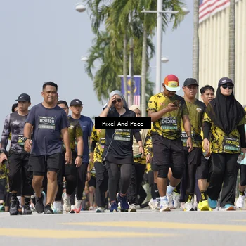 Runner Photo 6556432