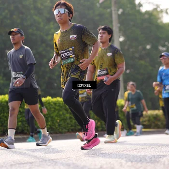 Runner Photo 6556466