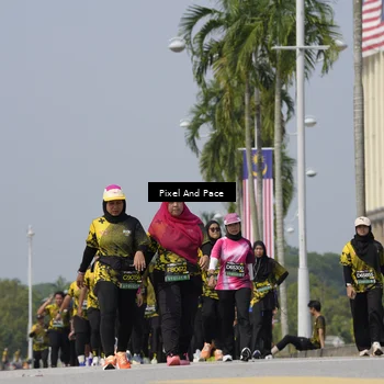 Runner Photo 6556587