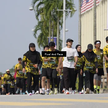 Runner Photo 6556635