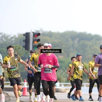 Runner Photo 6556655