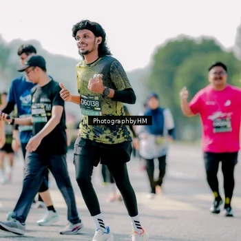 Runner Photo 6556658