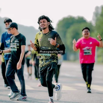 Runner Photo 6556663