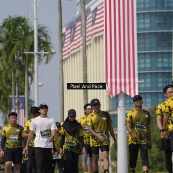Runner Photo 6556668
