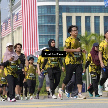 Runner Photo 6556700