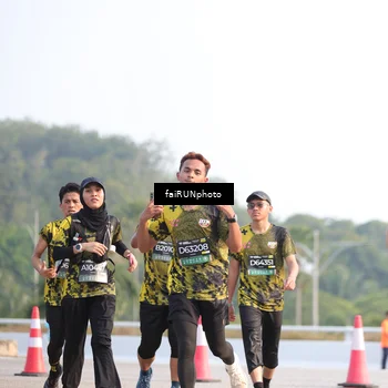 Runner Photo 6556742