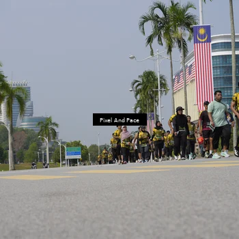 Runner Photo 6556750